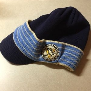 Pittsburgh Penguins winter hat- like new!